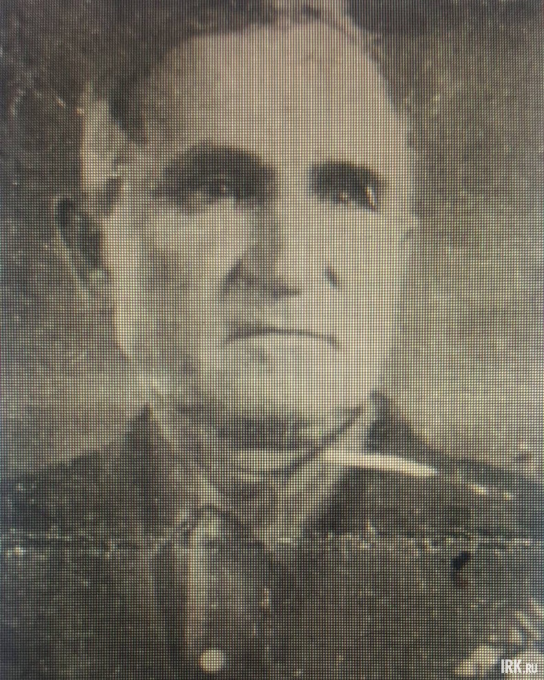 Губанов Дмитрий Васильевич (1919-2006). Водитель ЗИС-5, возил боеприпасы, провиант и другие грузы военного назначения на передовую. Чуть не замёрз в Сталинградской степи, ремонтируя двигатель, но мотор завёлся. Победа застала его в Вене. Ещё год служил в