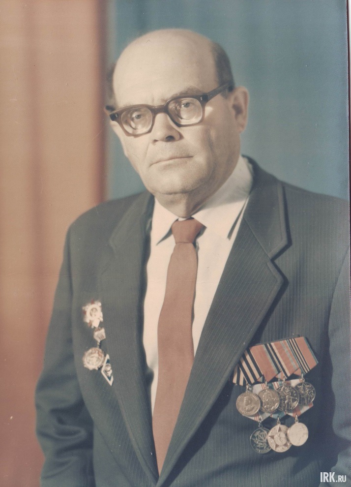 Гараган Иван Артемьевич (1927-1993). Воевал в составе 117 стрелковой дивизии. После окончания войны проживал с семьей в Иркутске, куда прибыл по распределению. Работал в Иркутской гидрометслужбе. Фото Надежды Бобровой