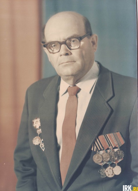 Гараган Иван Артемьевич (1927-1993). Воевал в составе 117 стрелковой дивизии. После окончания войны проживал с семьей в Иркутске, куда прибыл по распределению. Работал в Иркутской гидрометслужбе. Фото Надежды Бобровой