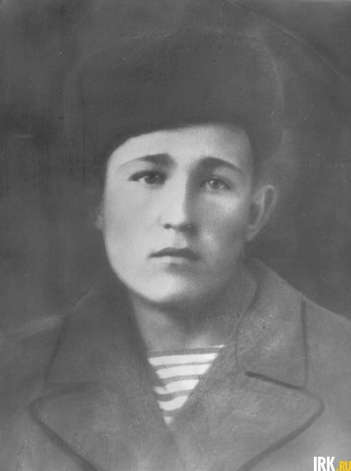 Чернецов Анатолий Николаевич (1922-1944). Был гвардии ст. сержант, ком-р отд. 2 стр. батальона 149 гв. стр. полка 49 гв. стр. Херсонской Краснознаменной ордена Суворова дивизии. Погиб 8 декабря 1944 г. на подступах к Будапешту. Медали «За отвагу», орден К
