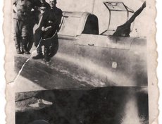 22 марта 1943 самолет пришел с боевого задания с неисправным мотором - течь блоков. Ликвидировал неисправность раньше срока, самолет сделал еще 40 ночных боевых вылетов. В целом смог сумел обслужить 10 ИЛ-2, не имея отказов  в работе материальной части
