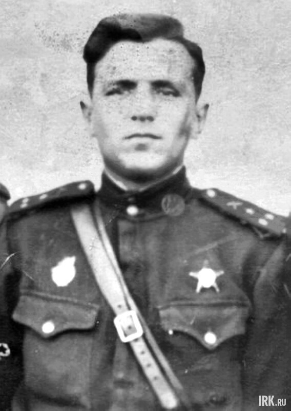 Ведерников Иван Алексеевич (30.01.1919-12.10.1999г.). 1941г.- командир батареи 170 Гвардейского полка АРГК, входящий в состав 6-ой Армии Западного фронта. 1942-1943г. -командир батареи Сталинградский фронт.