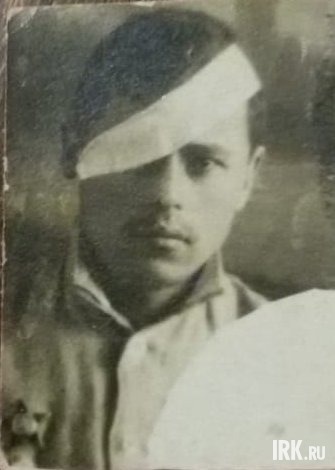 Юрий Гаврилович Привалов (1921-2005). Гв. ст. серж. 64-й Черновицко-Берлинской гв. танк. бр. Воевал на Воронежском, 1-м Укр. фр. ком. башни Т-34. Ранен в голову, далее служил механиком по обслуживанию техники. Дошел до Берлина. «За отвагу», орденом Красно