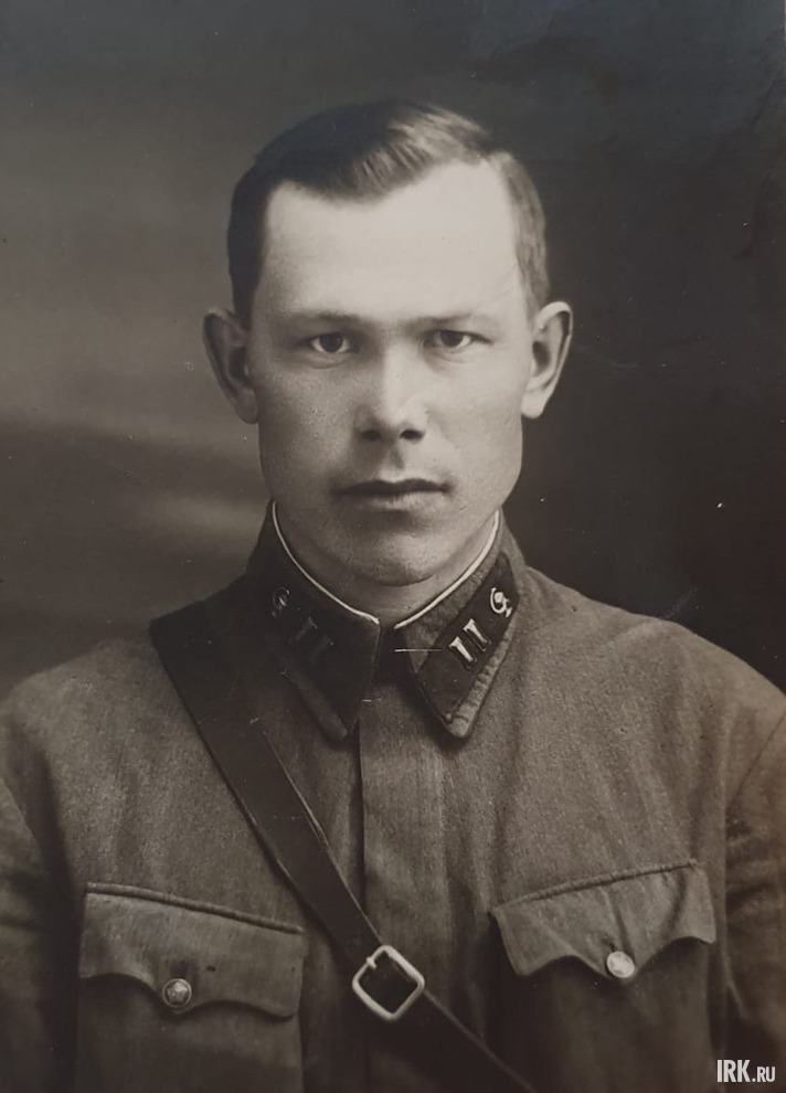 Шагаев Алексей Иванович (1910-1942). В Красной Армии с 1935 года, Военветврач 2 ранга, Дивизионный ветврач 49 кавалерийской дивизии.Пропал без вести в феврале 1942 года под Харьковом, попав в окружение фашистов. Фото прислала Юлия Заграйская