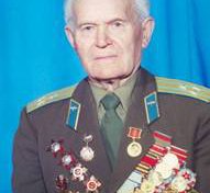 Сергей Григорьевич Печёнов (1917). Призван в 1939. Участвовал в Финской войне. Освобождал Украину, Венгрию, Австрию. 24 июня 1945 участвовал в Параде Победы. Два ордена Отечественной войны 1-ой степени, два ордена Красной звезды, 16 медалей.