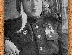 Битунов Константин Яковлевич (17.06.1924-18.06.1985). Призван в 1942. Связист. 1-й Белор. фронт, служил в 36-й дивизии ВДВ в 9 Гв. отд. возд. батальоне связи, гв. сержант. Освобождал: Орша, Гомель, Витебск, Бобруйск, Великие Луки, Ново-Борисов, Полоцк.