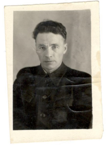 Баженов Тимофей Романович, 1907 г.р. – во время войны был разведчик (лейтенант). Фото прислала Баженова Валерия