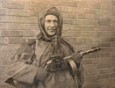 Медали: «За отвагу», «За боевые заслуги», «Освобождение Варшавы», «За взятие Берлина», «За доблестный труд в Великой отечественной войне 1941-1945г.», «30 лет Советской армии и флота» и нагрудные знаки «Гвардия» и «Отличный танкист». Фото Елены Синявской