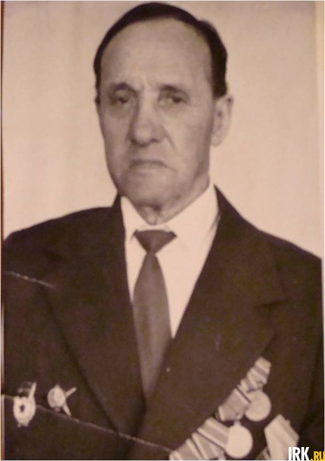 Осипов Макар Васильевич (1911- 1987). Призван шофером роты техобеспечения 30 гвардейской механизированной орденов Кутузова, Богдана Хмельницкого Днестровской бригады 9 г.в. МКСКДРК. Прошел всю войну, был ранен, контужен.