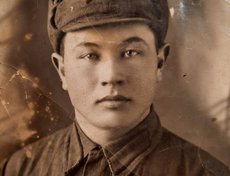 Лобков Михаил Иннокентьевич. (01.01.1914-14.02.2009). Воевал с июня 1941 по август 1943 годы. Фото прислала Ирина Шабалина