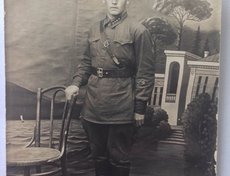 Находился на военной службе при 76 Отдельном  разведывательном батальоне 98 стрелковой дивизии. Пропал без вести. Фото прислала Галина Белякова