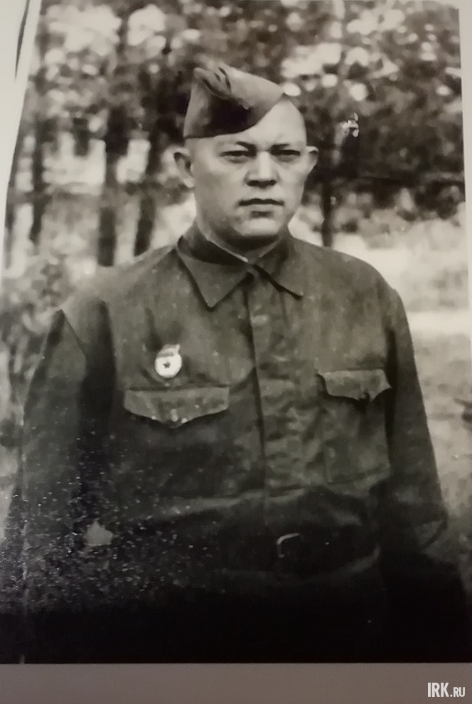 Грачев Константин Михайлович. Родился в селе Артуха Черемховского района в 1908 году, погиб в 1942 году под Смоленском. Фото прислала Наталья Бавыкина