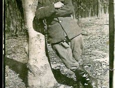 Чупров Александр Николаевич . Призван в 1942 г. Читинским РВК. За период боев на правом берегу Днепра неоднократно ходил в расположение противника, разведывал огневые средства и вёл корректировки огня. Награждён медалью «За отвагу» в 1943 г.