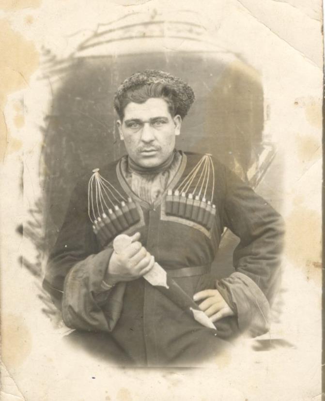 Вишневский Николай Семенович (1922-1999). Призван 1941. Сержант, дошел до Кенигсберга. Медаль «За отвагу», «За боевые заслуги», «За победу над Германией в Великой Отечественной войне 1941–1945 гг.», «За взятие Кенигсберга». Фото прислала семья Вишневских