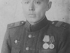 Халбаев Алексей Ильич, 2-й Белорусский фронт, старшина 53 пушечной артиллерийской бригады - командир отделения связи, обеспечивал связь. Медаль «За отвагу» и орден «Красной звезды». Фото прислала Татьяна Хартуева