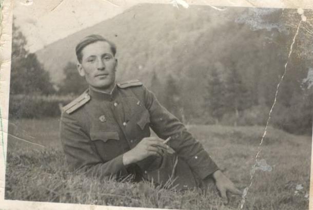 Коновалов Федор Иванович. (1918-1986). Призван в 1938 г. Воевал в составе Западного фронта, капитан. «За оборону Москвы», «За взятие Будапешта», «За победу над Германией в ВОВ 1941–1945 гг.», «За боевые заслуги», Орден Красной Звезды.