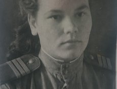 Горбунова Нина Степановна (1923). Призвана в армию в 1941г Начинала службу в г. Архангельске. После демобилизации работала в нижнем Новгороде это бывший г. Горький на оборонном заводе.