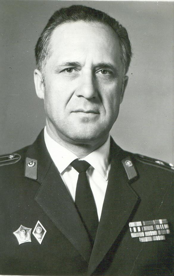 Иван Петрович Седов на службе в милиции