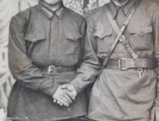 Лейтенант Герасим 1917г.р погиб 22 июля 1943г похоронен д.Оловянников Свердловского р-на Орловской обл. ( Награжден медалью за отвагу). Фото отправила семья Мильхеевых