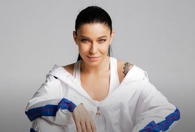 Домашний концерт Елки