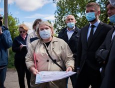В поселке планируется построить детский сад на 110 мест и поликлинику.