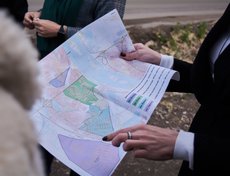 Сейчас идет формирование земельного участка, затем он будет передан в собственность Иркутской области под дальнейшую разработку проектно-сметной документации.