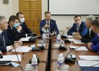 На заседании комитета. Фото пресс-службы Законодательного собрания Иркутской области