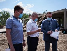 Строительство ведется по графику