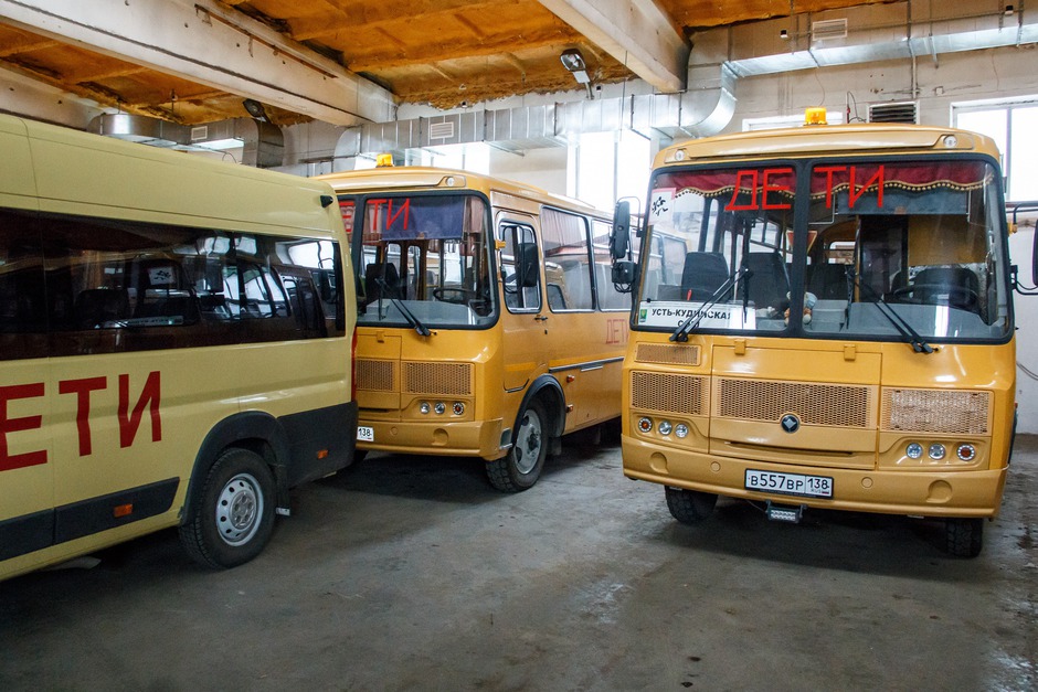 Для хранения техники администрация Иркутского района приобрела автобазу в Карлуке