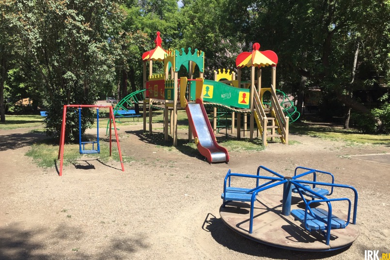 Вторая детская площадка на бульваре Гагарина находится в хорошем состоянии