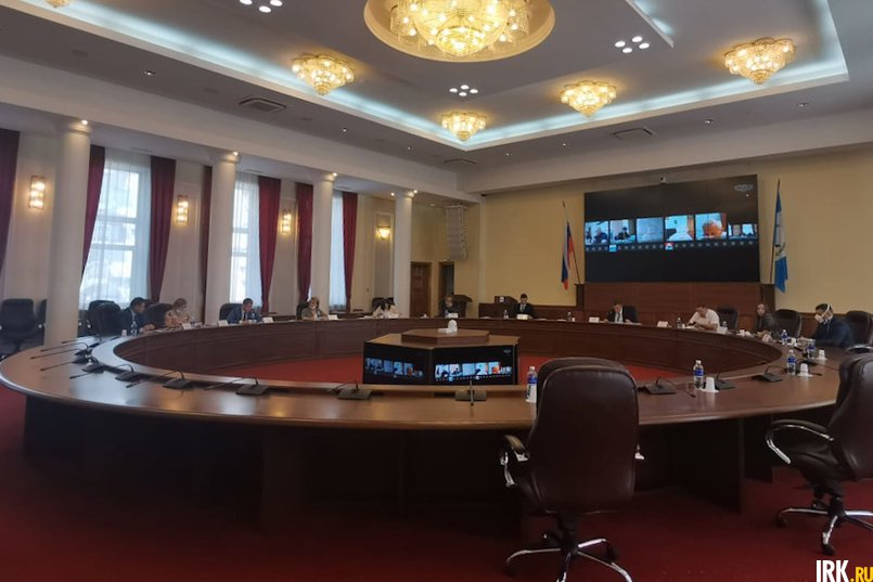 Врио губернатора Игорь Кобзев высказал замечания чиновникам