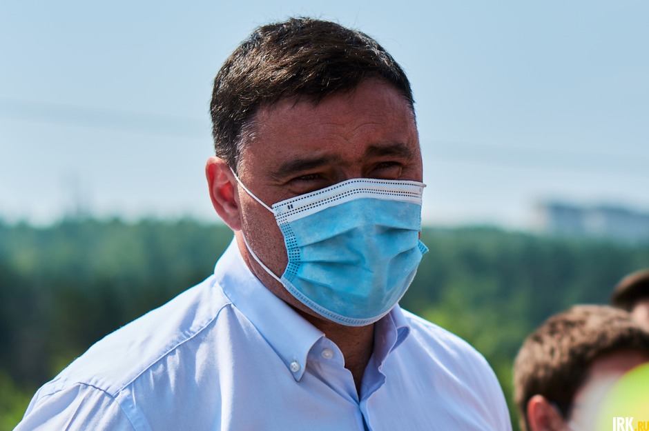 Руслан Болотов: «На сегодня существует ряд претензий к подрядчикам: не соблюдаются СНиП, не проводится надлежащим образом межремонтное содержание дорог. Также на некоторых участках работы различных служб не синхронизированы».