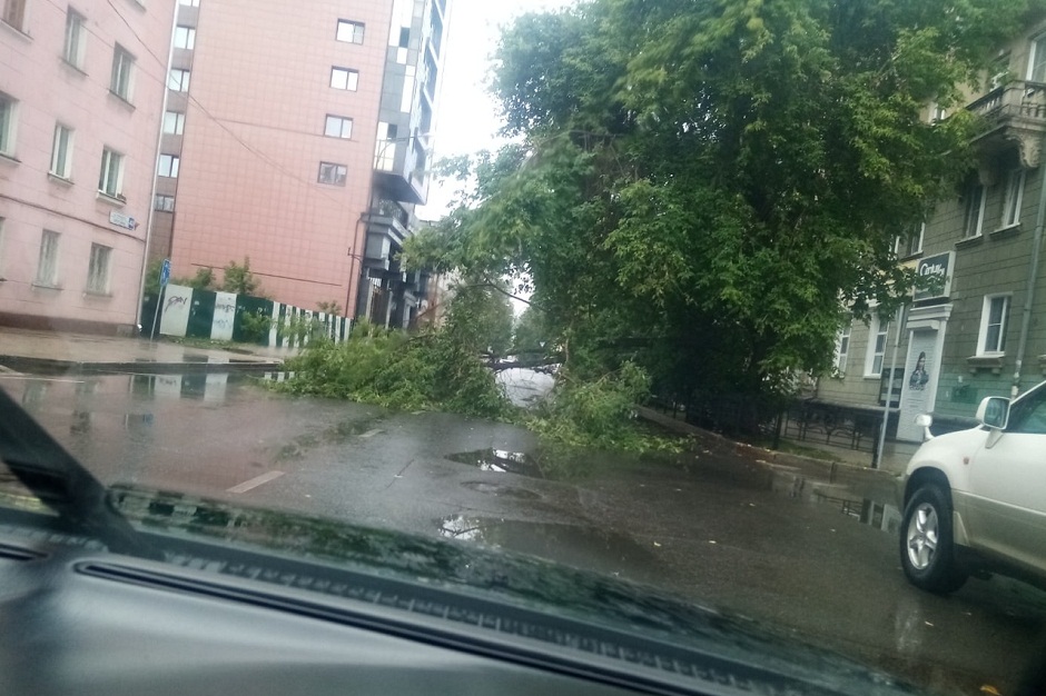 На улице Горького
