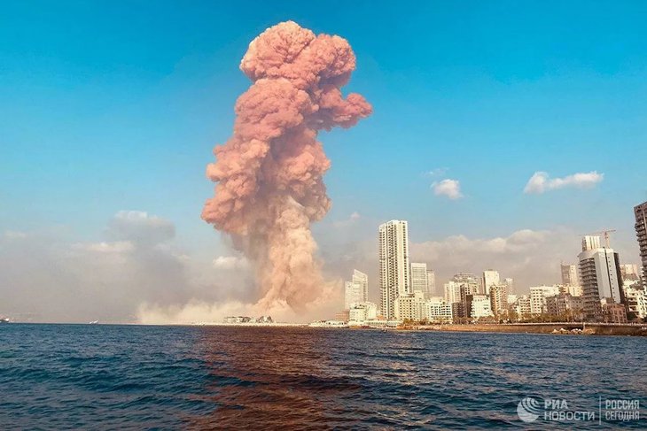 Взрыв в Бейруте. Фото Михаила Алаеддина, РИА Новости