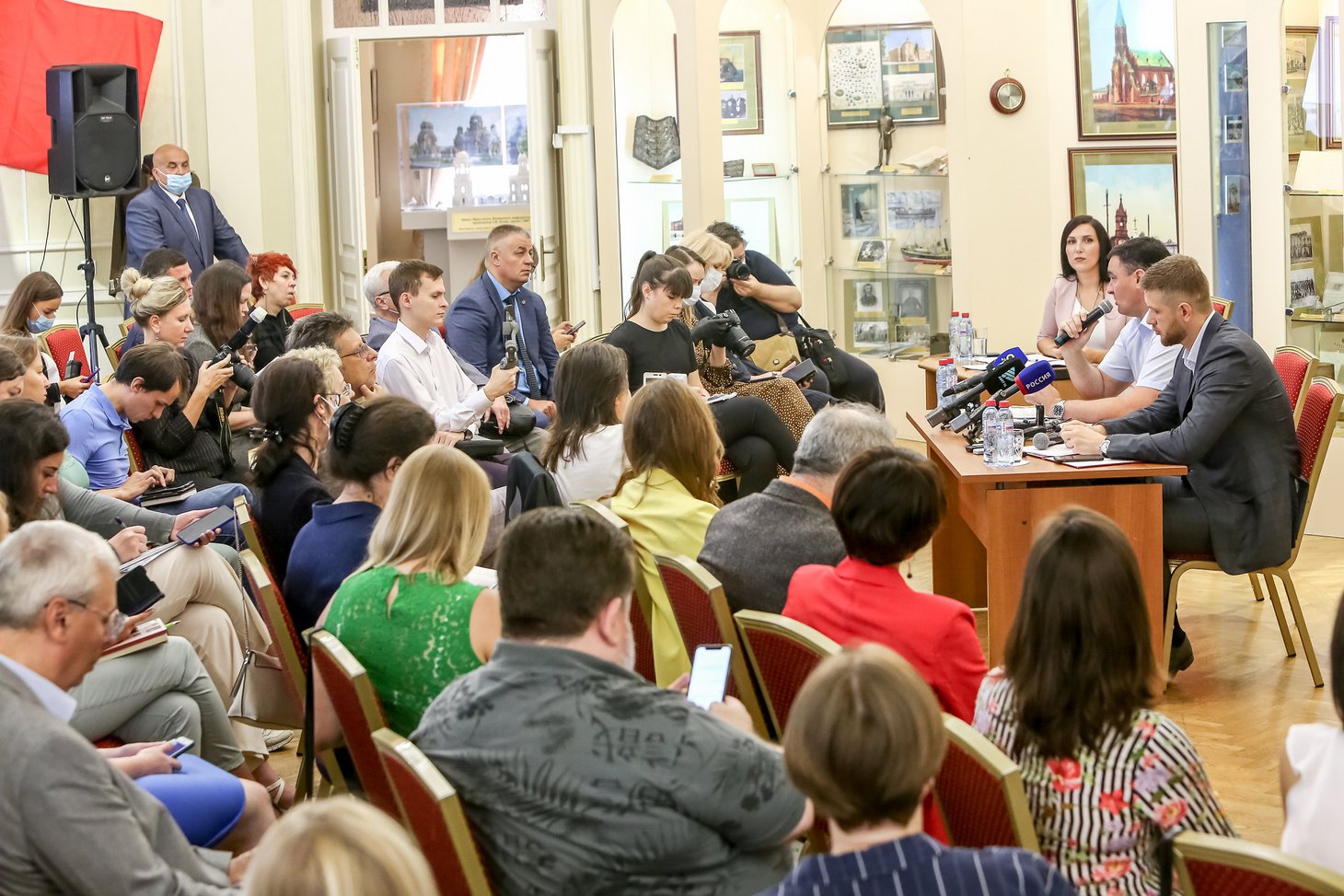 На встрече с журналистами обсуждались важные для Иркутска темы