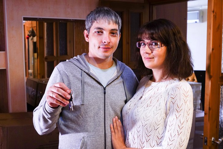 Первые новоселы жилищной программы РУСАЛа в Братске семья Мартыновых