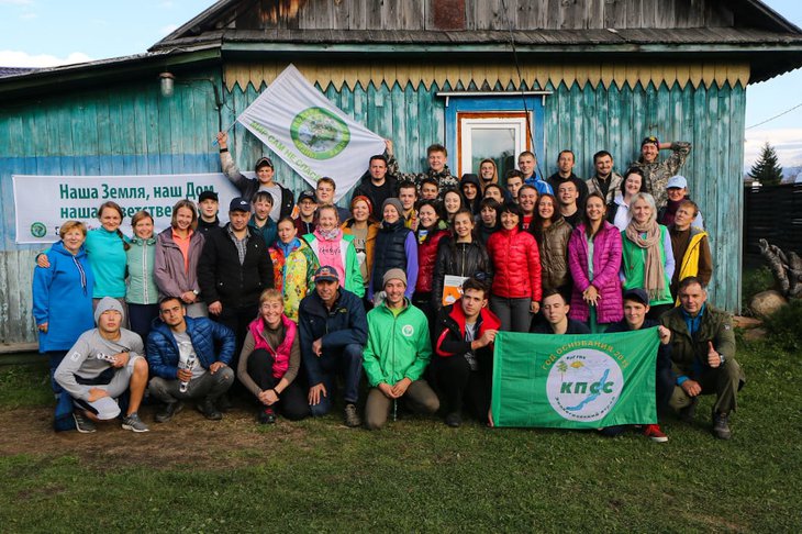 Участники лагеря. Фото пресс-службы БФ «Подари планете жизнь»