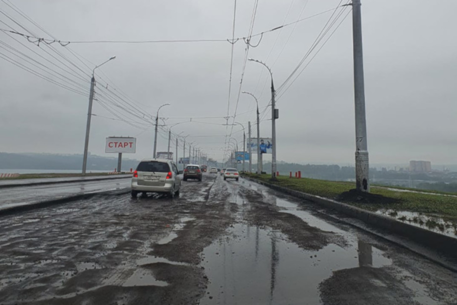 Плотина ГЭС. Фото Натальи Бобет со страницы в «Фейсбуке» Плотина ГЭС. Фото Натальи Бобет со страницы в «Фейсбуке»