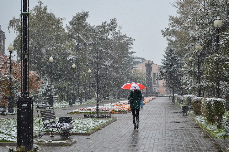 Снег в Иркутске. Фото Ильи Татарникова, IRK.ru