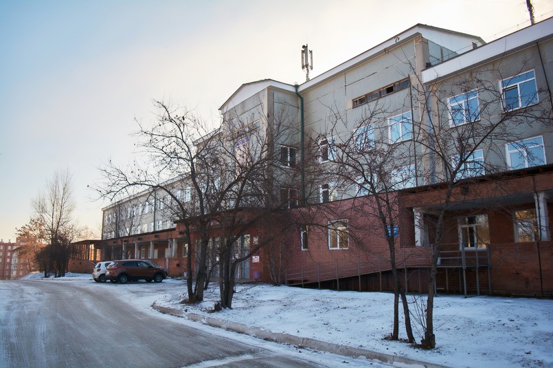 Инфекционная больница иркутск конева. Иркутская областная инфекционная клиническая больница. Детская инфекционная больница иркутск. Конева 90 иркутск больница. Инфекционная больница иркутск конева.