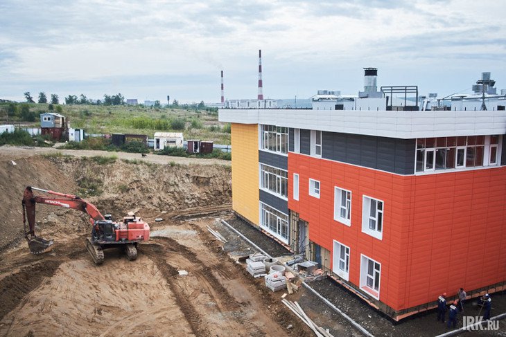 Строительство школы в Луговом. Фото Маргариты Романовой, IRK.ru