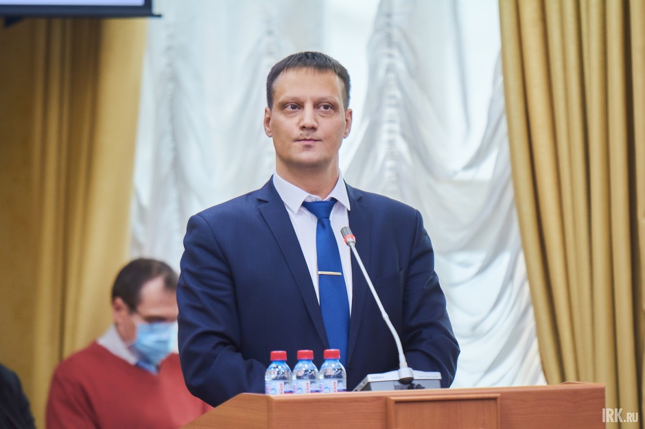 Дмитрий Дмитриев – заместитель начальника департамента – начальник отдела инженерных коммуникаций департамента инженерных коммуникаций и жилищного фонда Комитета городского обустройства администрации города Иркутска