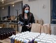 Волонтеры собирают продуктовые наборы для врачей Иркутской районной больницы