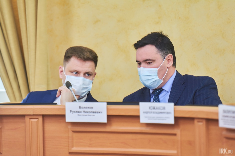 Дмитрий Ружников, вице-мэр Иркутска и Руслан Болотов, глава города