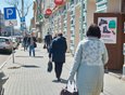 Утром 16 апреля индекс самоизоляции в Иркутске упал до 2,3 балла. Несмотря на режим, в городе было людно.