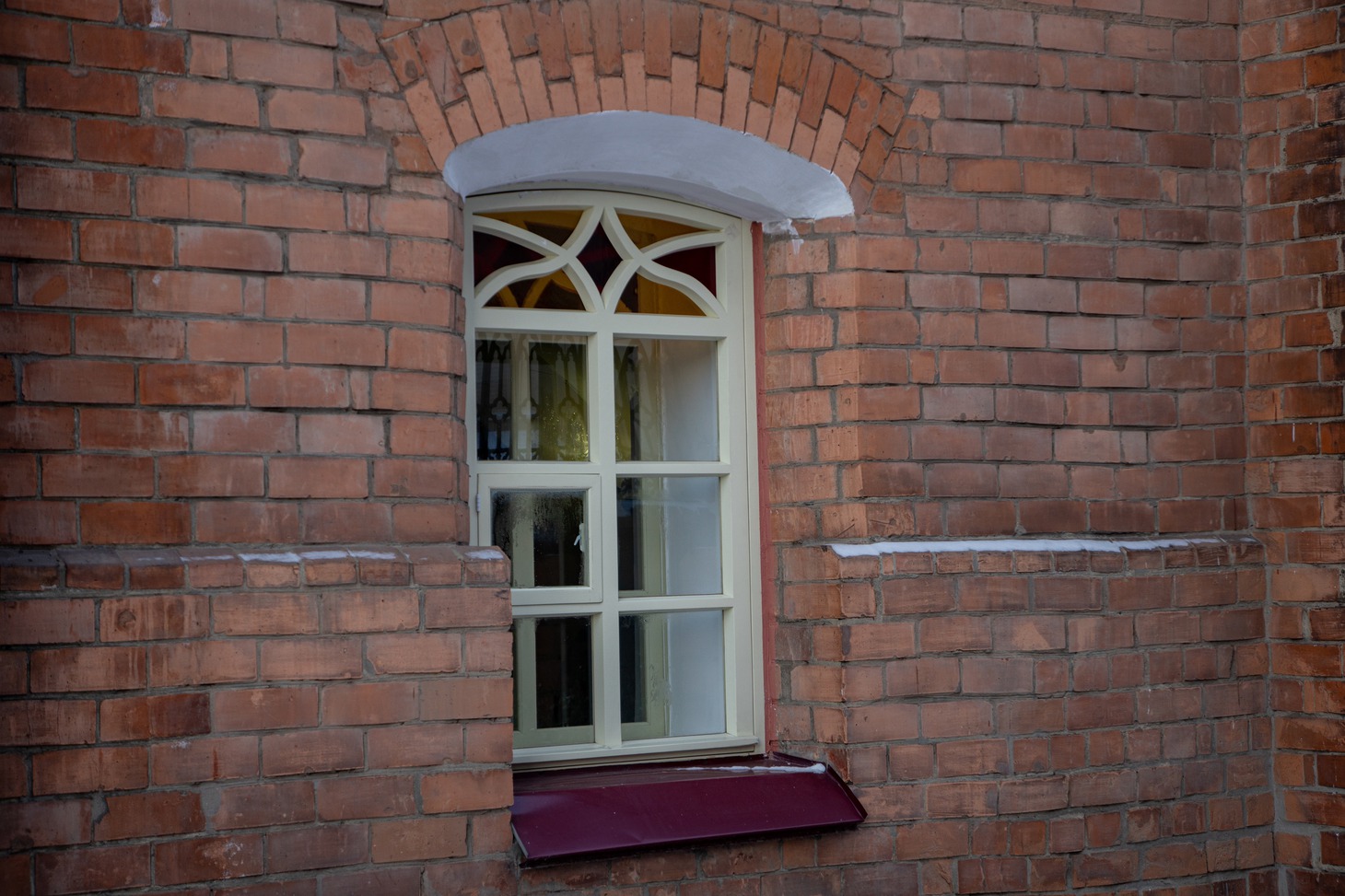 Окна первого этажа заменили летом 2020 года