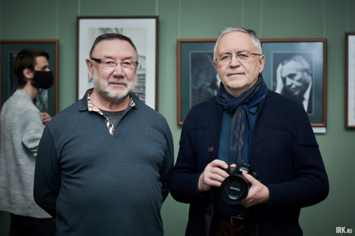 Президент фонда памяти Ю. А. Ножикова Юрий Курин и фотограф Анатолий Бызов