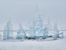 Работа «Эффект бабочки» (Команда Art Nest, Хабаровск. Третье место на фестивале). Бабочка как символ трансформации здесь присутствует трижды: в виде кокона, перерожденного насекомого и паруса.