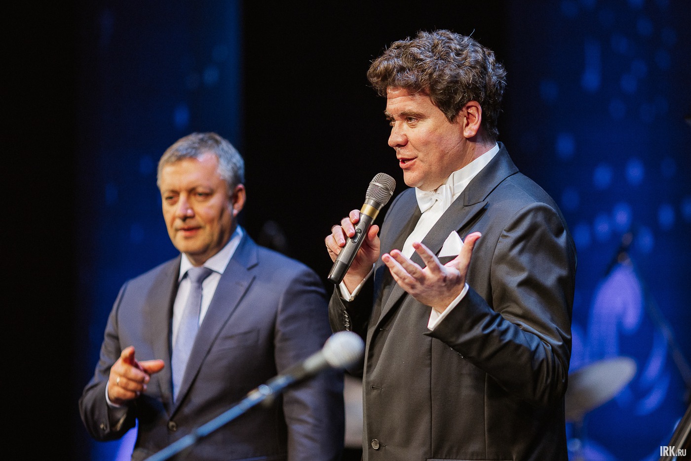 Губернатор Иркутской области Игорь Кобзев и художественный руководитель фестиваля «Звезды на Байкале» Денис Мацуев.