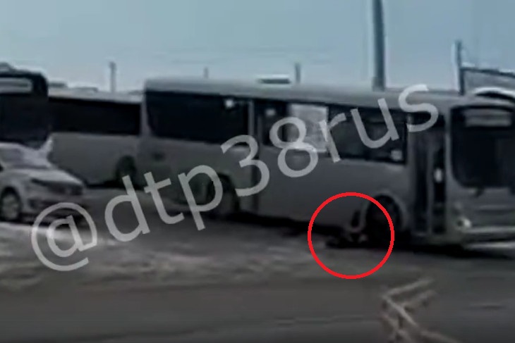 Фрагмент видео из группы «ДТП 38RUS»